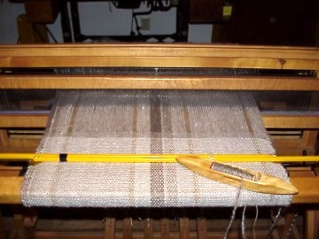 Display of the double width weaving technique