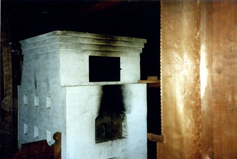 The 1830 AD Ft. Rossiya furnace in the main house.