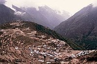 the outlying village of Namche Bazaar